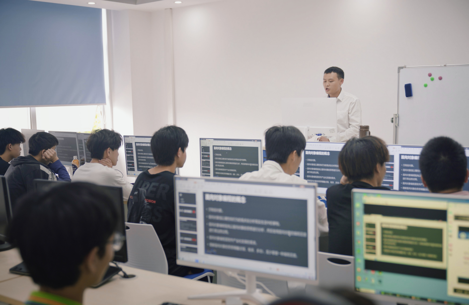 ǰ�˹��̎���β��ܓ��в���(hu��)�^(gu��)�r(sh��)�ļ��ܣ�