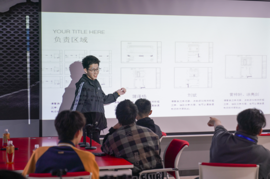 ��ĩ���q|�V�����A�W(xu��)�Ӿ��ʴ��q���昌����չ�L(f��ng)��