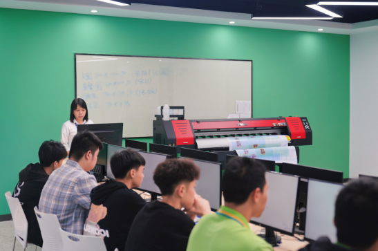 ��ĩ��֪ȥ��������V�����A����ԇ�W(xu��)�w򞣡