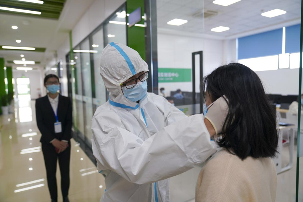 ȫ���Ը����_�W(xu��)������(zh��n)����ӭ��У����Уһ����ͨ�^������_�W(xu��)�(y��n)����