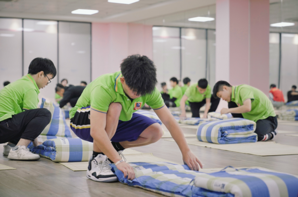 �V�����A���W��؟�Γ�����ȫ�����B(y��ng)�r������