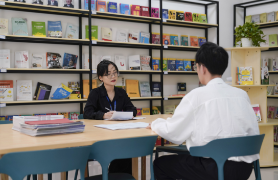 �V�����A��헿����������W(xu��)�ӡ�н��δ��