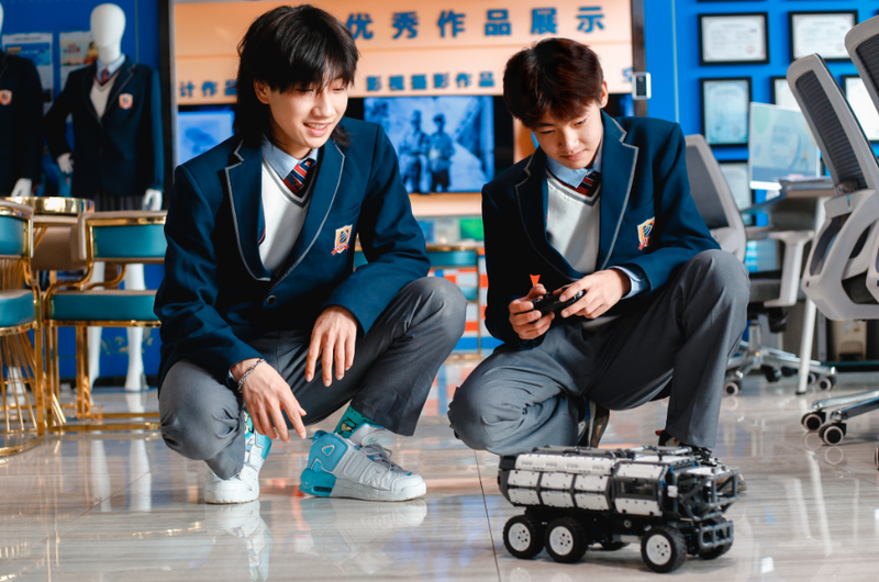 �ոߺ�У�к΅^(q��)�e�� �x��У����(sh��)�F(xi��n)������܇