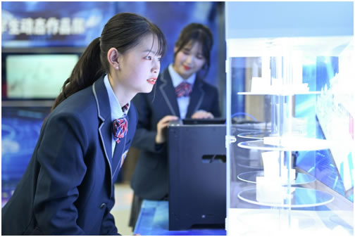 �ϼ�У��Ů���W(xu��)ʲô���I(y��)�þ͘I(y��)��