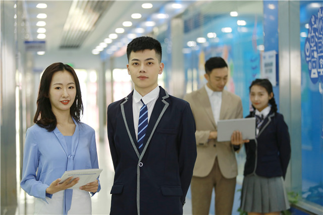 У�W���ă�(y��u)������������ʲôԽ��Խ����˶�Ը��ȥ�W���g��