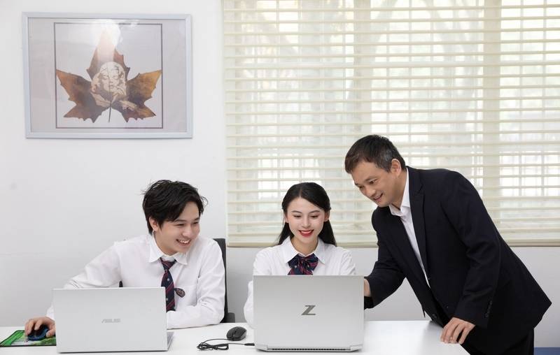 �����W�������߾͘I(y��)������