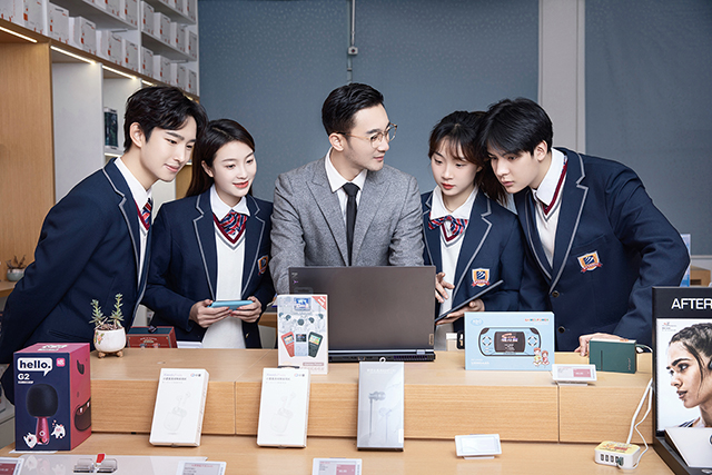 �V�����A��(li��n)�W(w��ng)�Ƽ��WУ